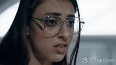 تشغيل مارس الجنس فيرجينا جيا ديرزا من قبل زوج أمها