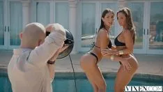 Jouer Sexe mixte avec des chattes modèles