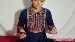 Oynat Desi Kızın İlk Kez Anal - Hot Indian XXX