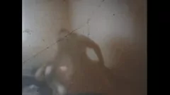 Afspelen Grote lul neukt het natte poesje van Red 6xy