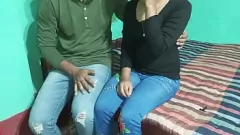 Oynat Desi Guy Milf'in Pembe Kedi Yoğun ırklararası karşılaşmada iter