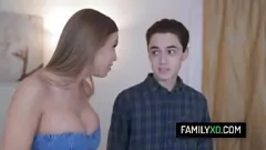 Jouer Stepmom Britney Amber Proibidden Hardcore incontro con il suo figliastro